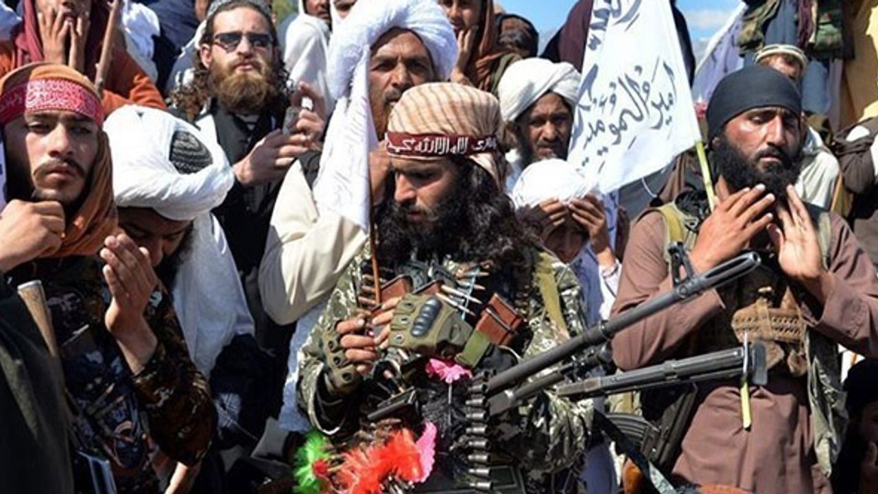 Taliban, Pencşir'in Peryan ilçesini ele geçirildi