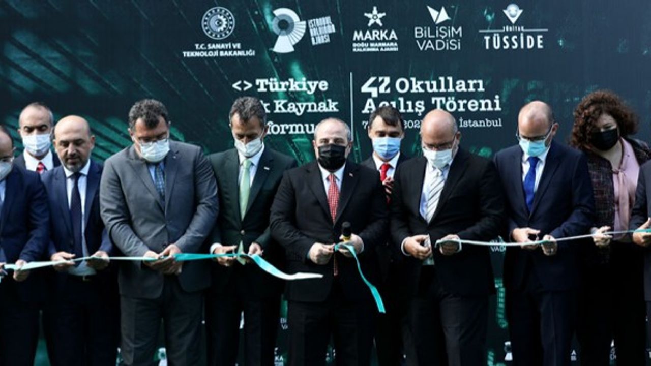 “Türkiye Açık Kaynak Platformu 42 Yazılımcı Okulları”nın açılışı yapıldı