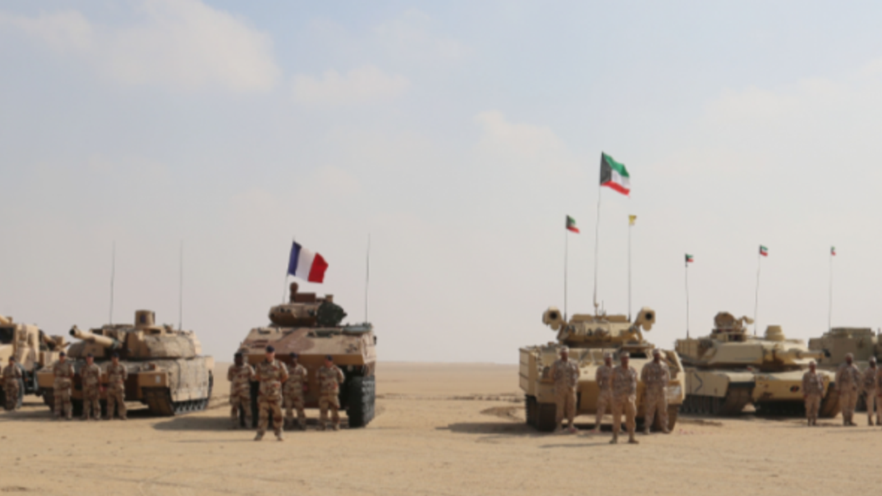 Fransa, Kuveyt'e kalıcı askeri üs inşası planlarını yalanladı