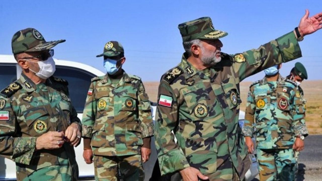 İran ordusu Azerbaycan sınırında tatbikata başladı