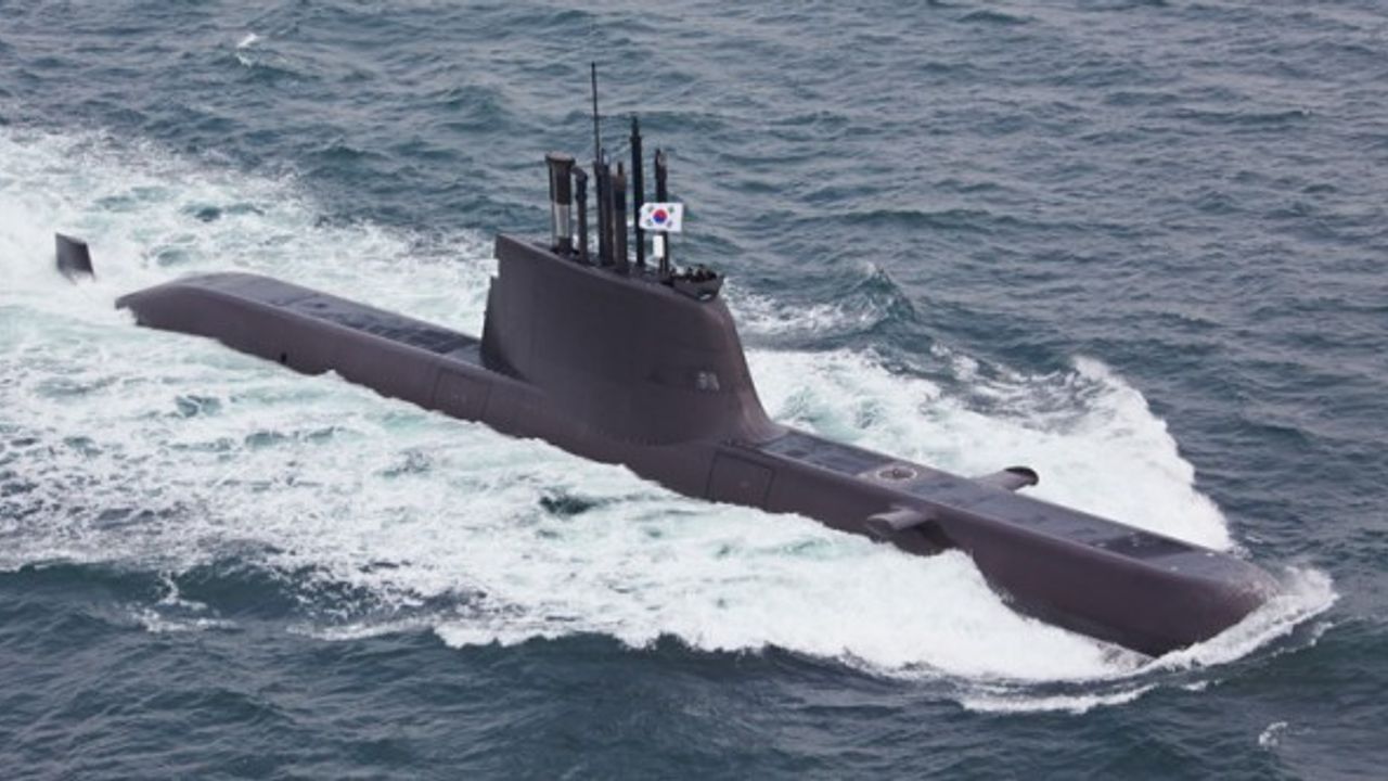 Güney Kore, 2'nci KSS-III denizaltı inşasına başladı
