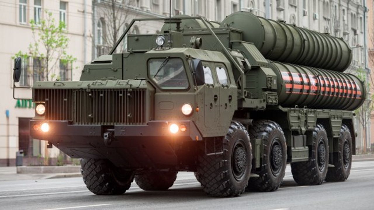 Belarus'a iki S-400 tümeni gönderildi