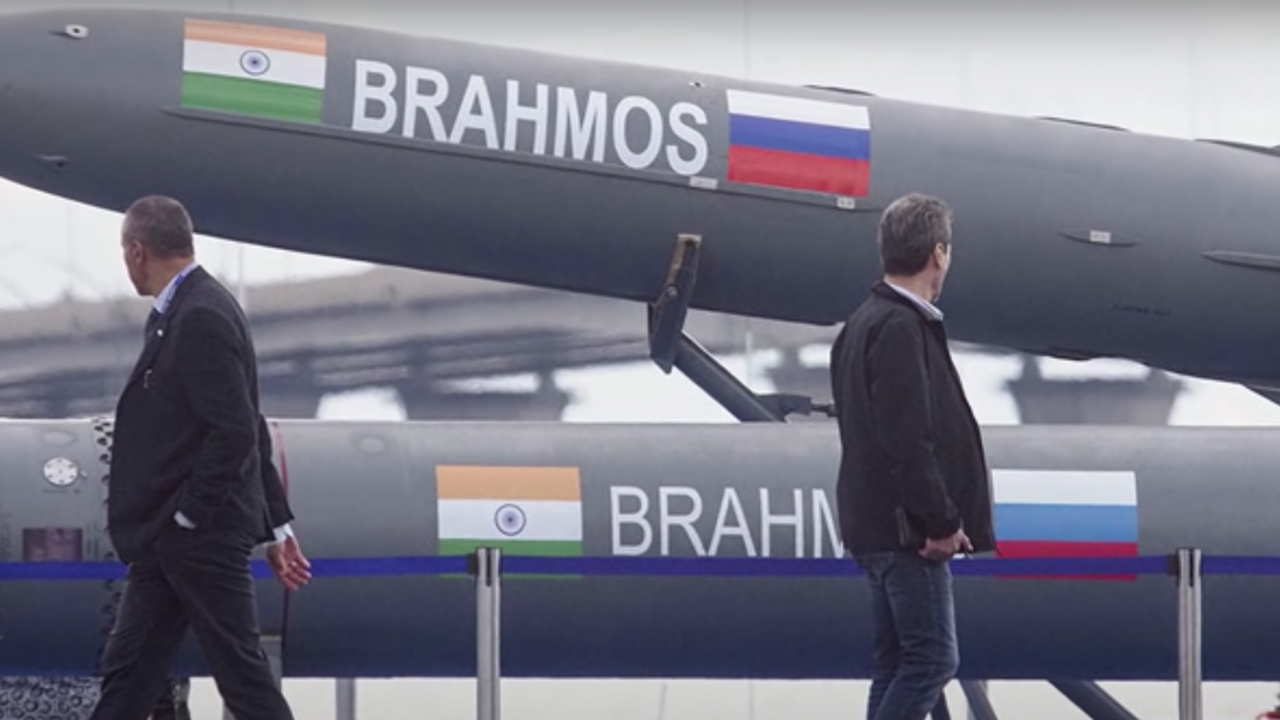 Filipinler, BrahMos füzesi satın aldı