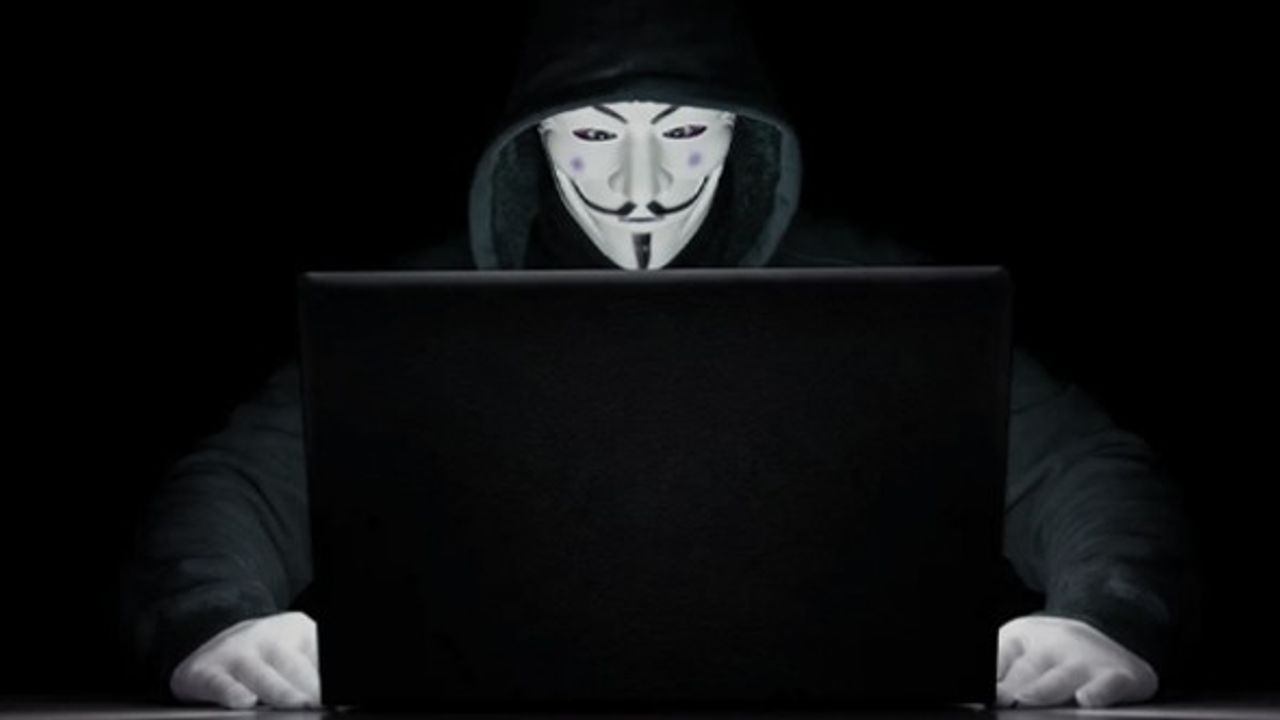 Rusya Merkez Bankası Anonymous tarafından 'hack'lendi