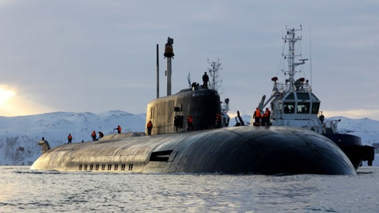 Rusya, Belgorod denizaltısını teslim aldı