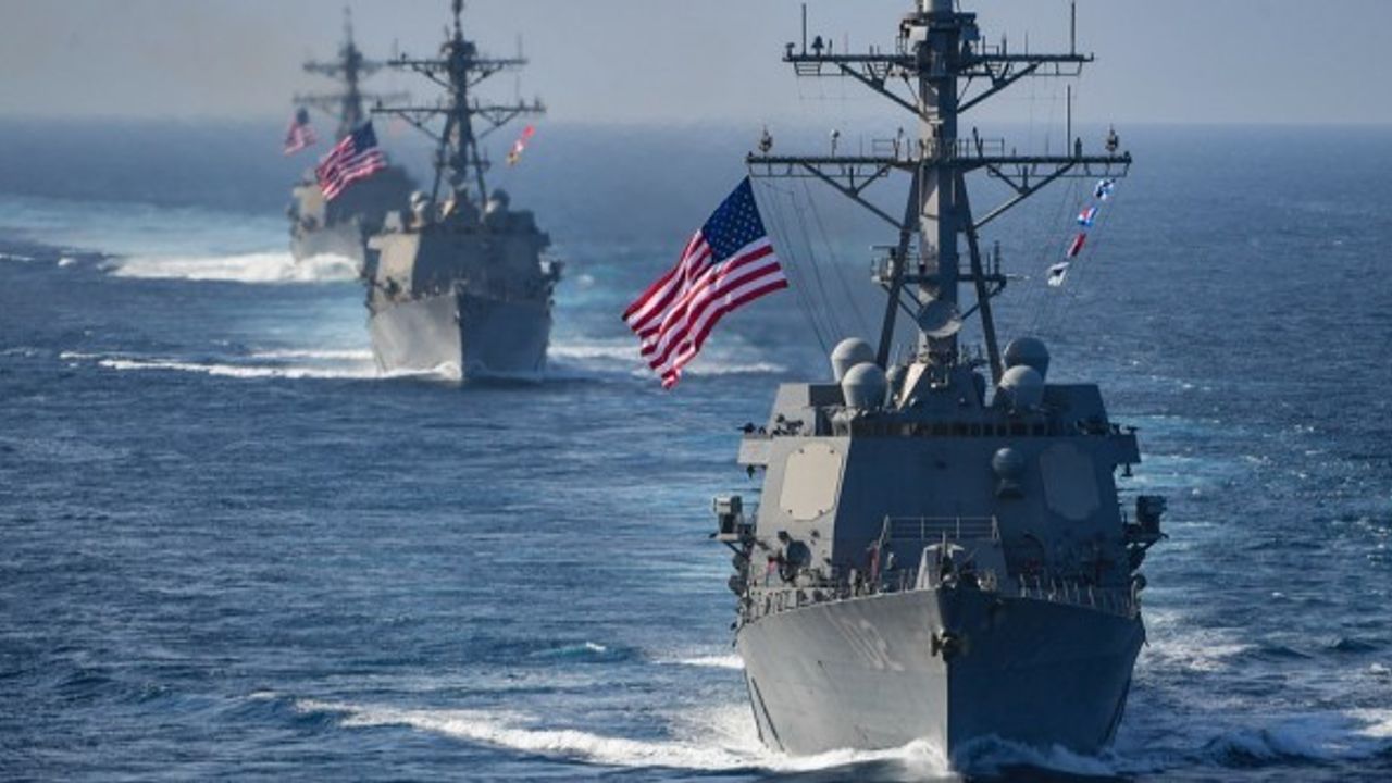 ABD savaş gemileri Tayvan Boğazı’ndan geçecek