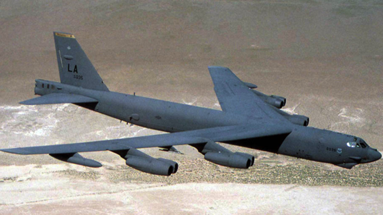 ABD Avustralya'ya B-52 konuşlandıracak