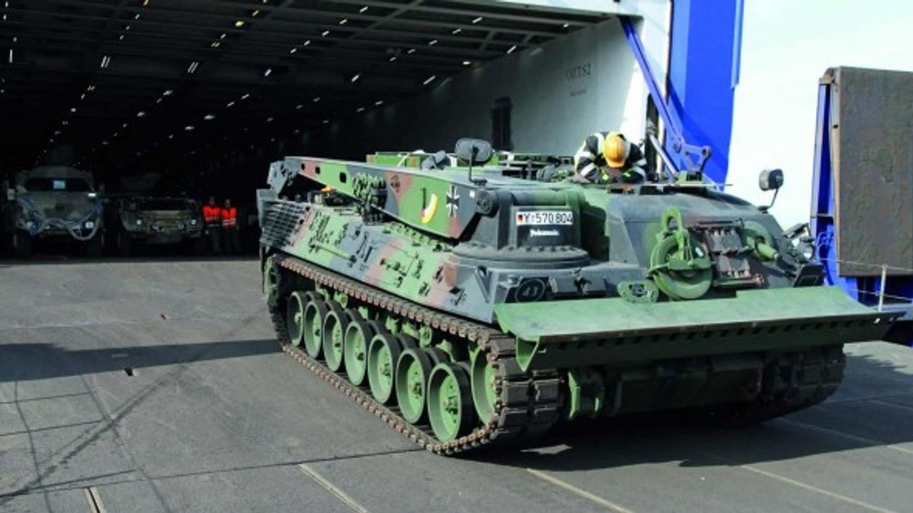 Almanya’dan Ukrayna’ya Bergepanzer 2 ARV teslimatı