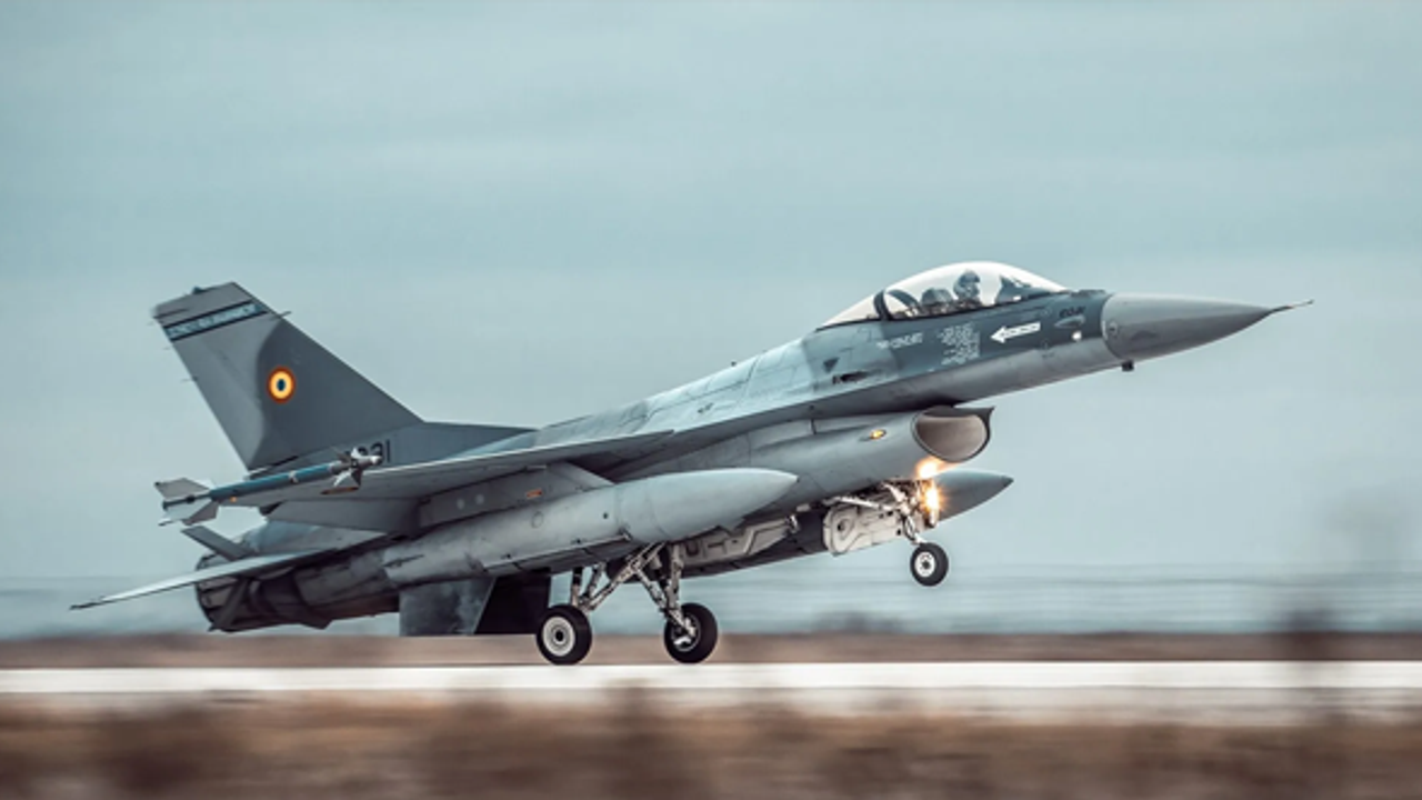 Norveç, Romanya ile 32 adet F-16 için el sıkıştı