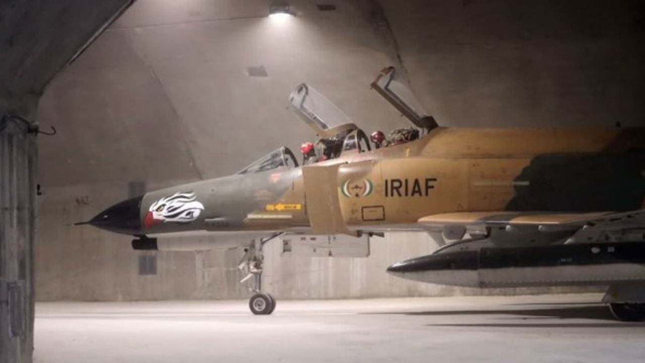 İran F-4 savaş uçaklarını yeraltı hava üssüne gizledi