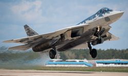 Rus Hava Kuvvetlerine Su-57 ve Su-35S savaş uçağı teslimatı