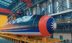 Tayvan’ın yerli üretim denizaltısı tanıtıldı