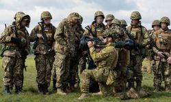 Rusya: “Ukrayna’daki İngiliz askerleri meşru hedef olabilir”