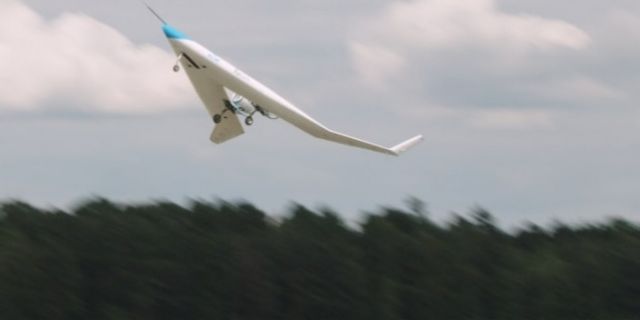 Yakıt tasarruflu V uçak görücüye çıktı