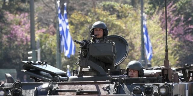 Yunanistan askeri harcamalarını artırıyor