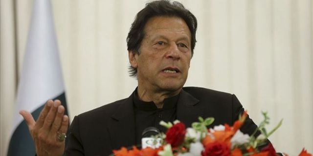 Pakistan Başbakanı İmran Han'dan Macron'a tepki