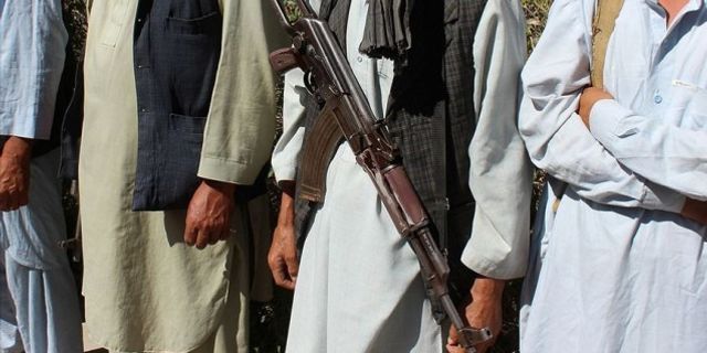 Afganistan hükümeti ve Taliban anlaşma imzaladı
