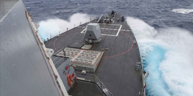 Japonya'da iki donanma gemisi Aegis füze sistemi ile donatılacak