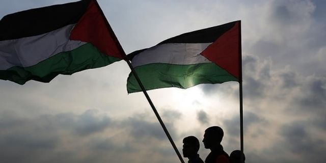 Filistin'de siyasi gruplar seçim kararından memnun