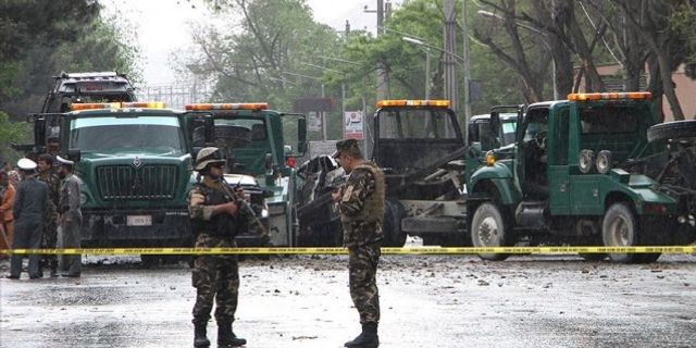 Afganistan'da bomba yüklü araçla saldırı: 4 ölü
