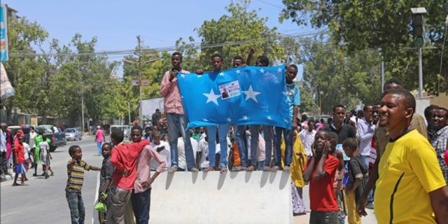 Somali'de seçimlerdeki belirsizlik ülkeyi kaosa sürüklüyor