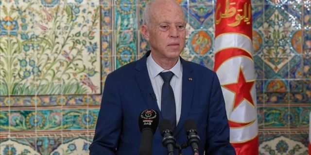 Tunus Cumhurbaşkanı: Kabine değişikliği Anayasa hükümlerini görmezden geldi