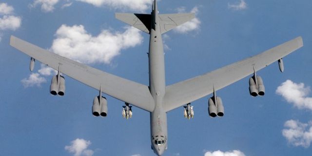 İsrailli yazardan İran'ı vurmak için B-52 teklifi