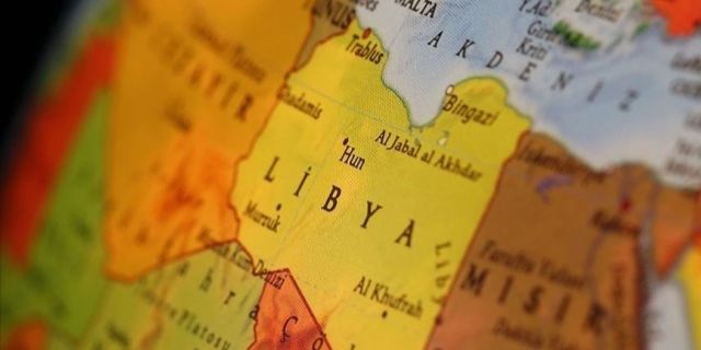 Libya'nın güneyindeki Ubari kentine 4 hava saldırısı düzenlendi