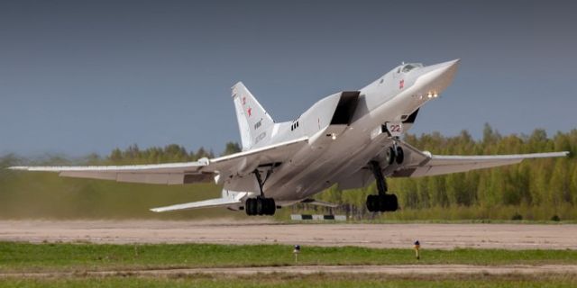Tu-22M3 uçağı arızasında 3 kişi hayatını kaybetti