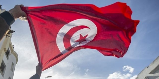 Tunus Cumhurbaşkanlığı ulusal diyalog çağrılarına olumlu cevap verdi