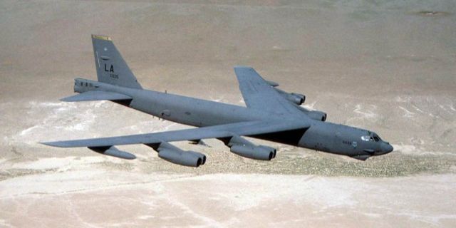 ABD, B-52 bombardıman uçaklarının ömrünü uzatıyor