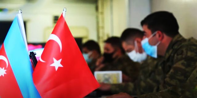 Azerbaycan ve Türkiye'nin ortak tatbikatı başladı