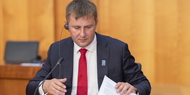 Çekya'da Dışişleri Bakanı Tomas Petricek görevden alındı