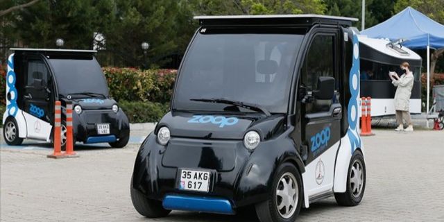 Elektrikli mini araç "paylaşımlı" olarak İzmir'de yollara çıktı
