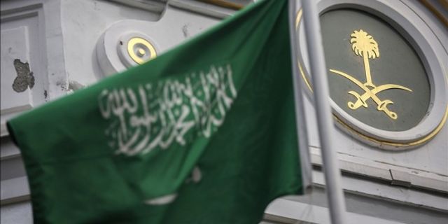 Suudi Arabistan'ın ithalat durdurma kararı Lübnan ekonomik krizini derinleştirdi