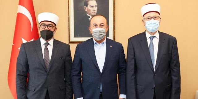 Dışişleri Bakanı, Batı Trakya'daki Türk azınlık müftüleriyle bir araya geldi