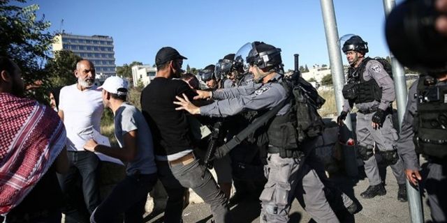 İsrail güçleri Batı Şeria ile Doğu Kudüs'te 41 Filistinliyi gözaltına aldı