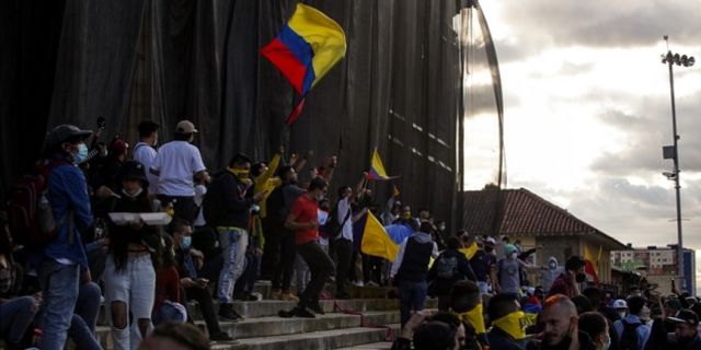 Kolombiya'da hükümet karşıtı protestolar yeniden başladı
