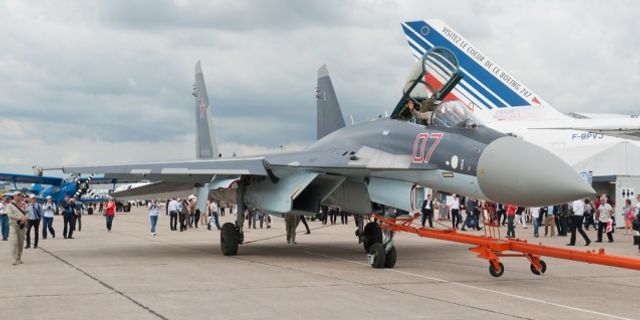 Rusya Karadeniz kıyısını SU-35'lerle güçlendiriyor