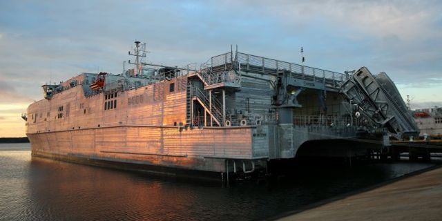 Rusya'dan ABD Donanması'na ait gemiye yakın takip