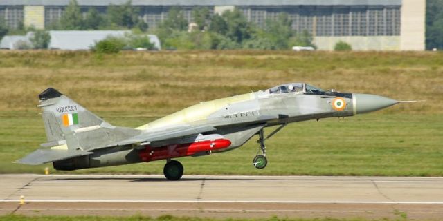 Rusya Hindistan'a MiG-29 savaş uçağı teklif etti