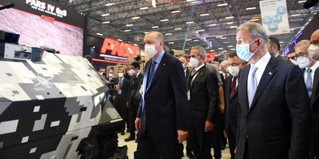 Cumhurbaşkanı Erdoğan’dan FNSS’ye ziyaret