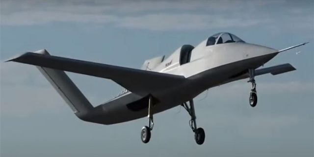 Northrop Grumman Model 401 uçağını tanıttı