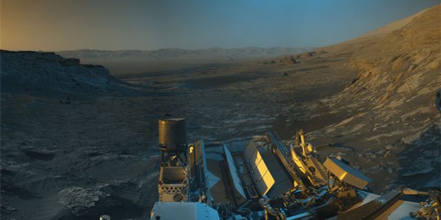Curiosity'den büyüleyici Mars fotoğrafı