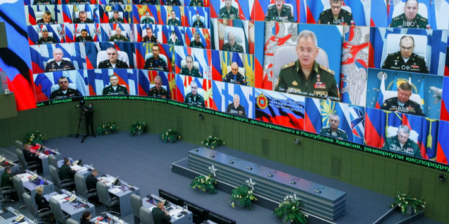 Askerî Komuta Kademesinin kararlarına göre Rusya, savunma sanayiinde vites arttırıyor