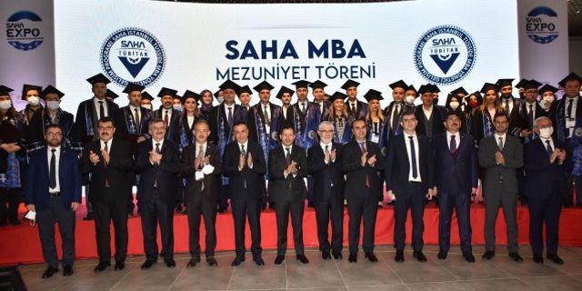SAHA MBA mezuniyet töreni SAHA EXPO'da gerçekleşti