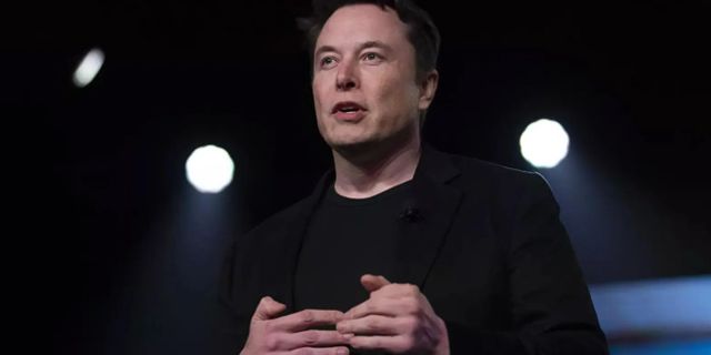 Elon Musk'tan istifa açıklaması