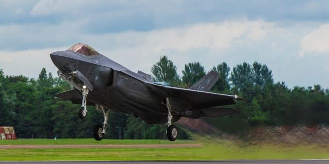 Finlandiya'nın yeni nesil savaş uçağı seçimi F-35'den yana