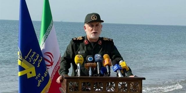 İran ordusu Basra Körfezi'nde tatbikata başladı