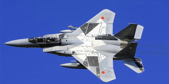 Japon F-15 savaş uçağı radardan kayboldu